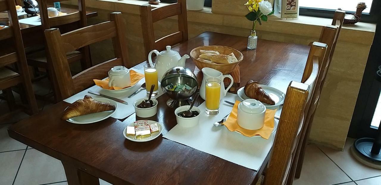 La Table Du Chaffour Hotell Saint-Geniès-Bellevue Eksteriør bilde